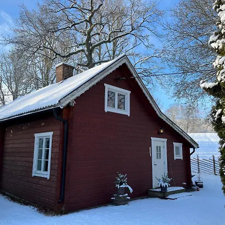 Naturskoent Boende Naera Skoevde Eksteriør bilde
