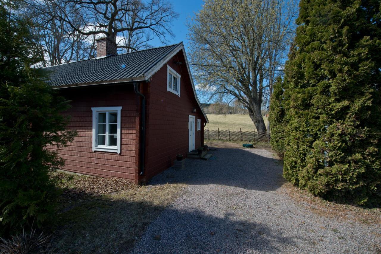 Villa Naturskoent Naera Skovde