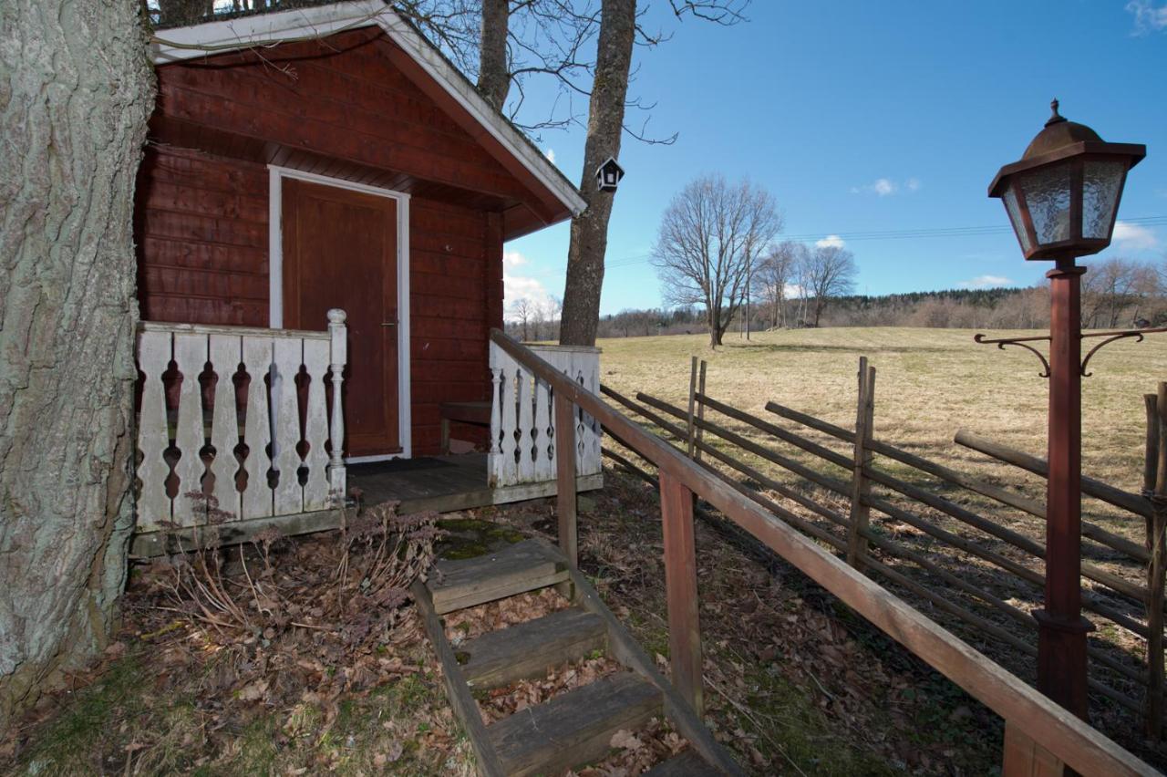 Naturskoent Naera Villa Skovde